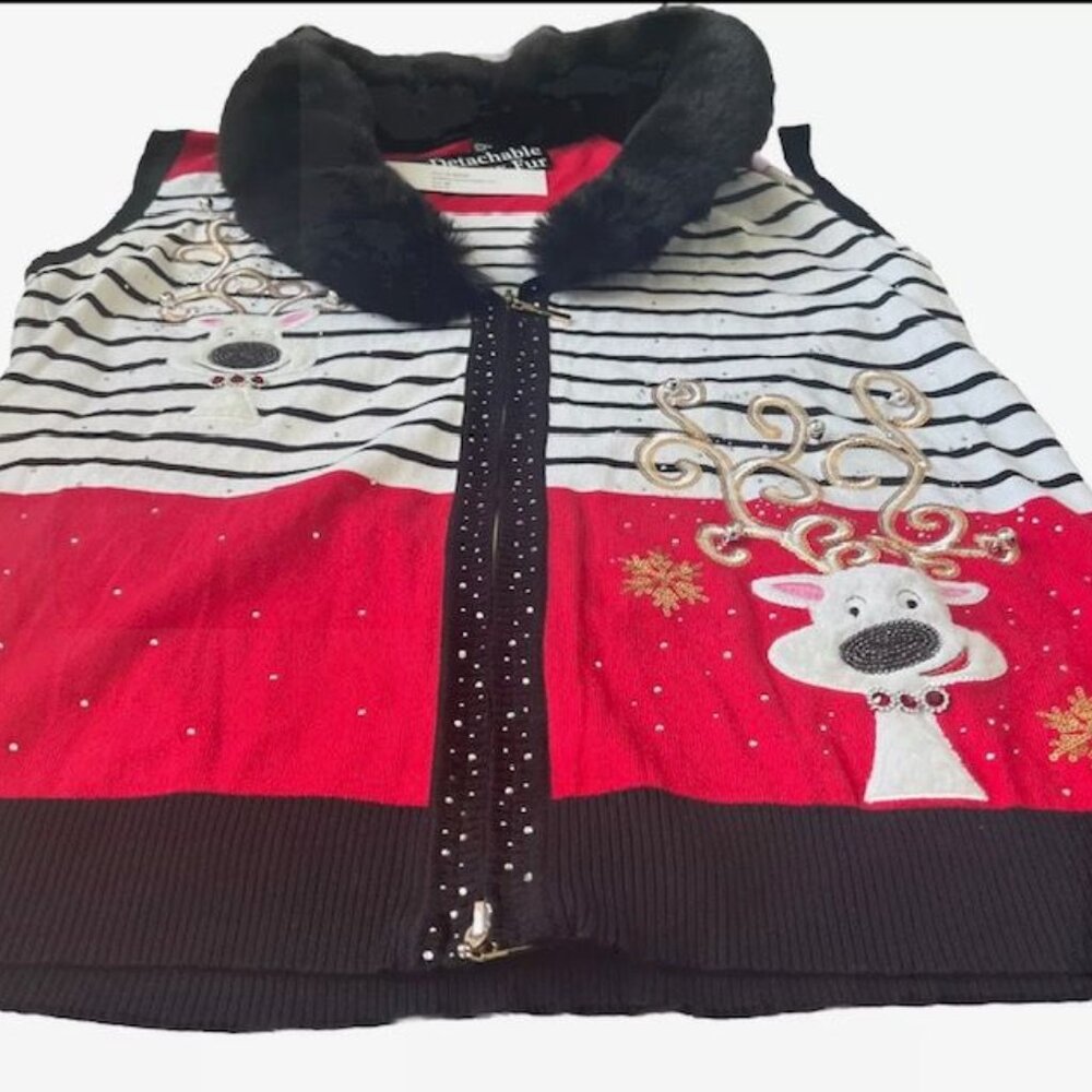Berek Womens Holiday Vest With Detachable Faux Fur Collar & Reindeer embellished